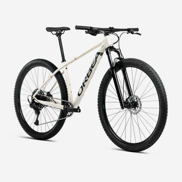 Onna 40 | Ivory White